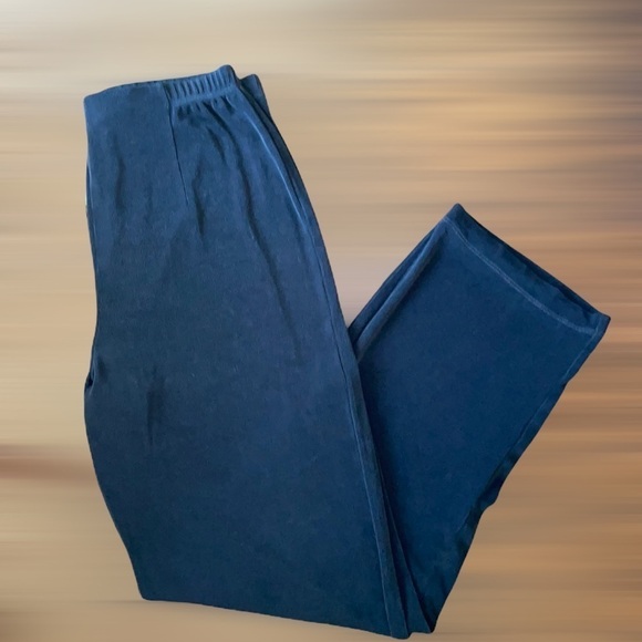 Chico's Travelers Fine Rib Pull On Elastic Waist Pants Black - Picture 2 of 9